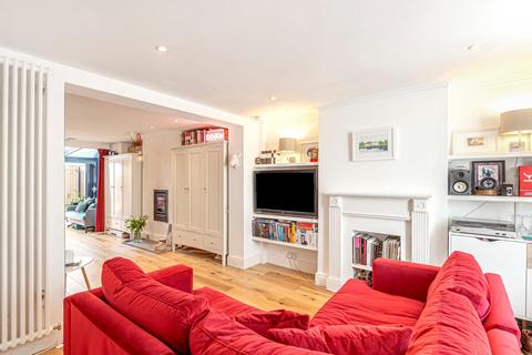 1 bedroom property to rent, Queen Mary Road, London, SE19