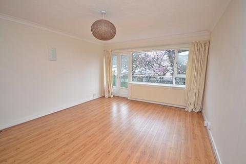 2 bedroom flat for sale, Hillbrow Court, Esher, KT10