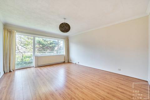 2 bedroom flat for sale, Hillbrow Court, Esher, KT10