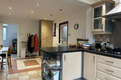 undefined, Pointalls Close, London, N3