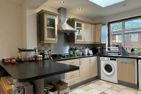 undefined, Pointalls Close, London, N3