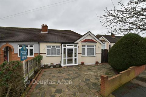 2 bedroom semi-detached bungalow for sale, Woodfield Way, Hornchurch, Essex