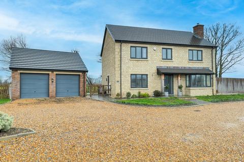4 bedroom detached house for sale - Williams Mead, Melksham SN12