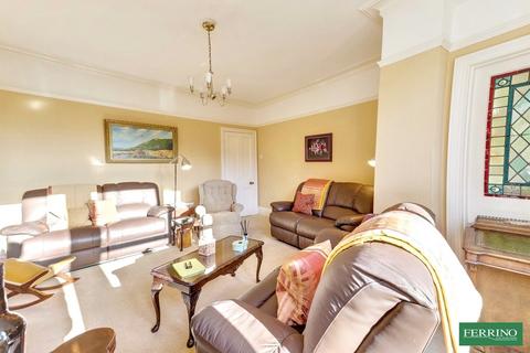 4 bedroom semi-detached house for sale, Bathurst Park Road, Lydney, Gloucestershire. GL15 5HG
