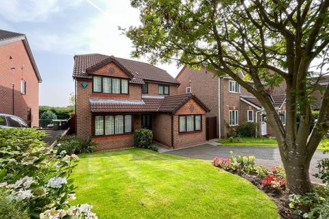 4 bedroom detached house for sale, Chadwick Crescent, Oxford Park Dewsbury