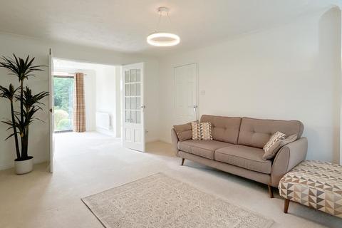 4 bedroom detached house for sale, Chadwick Crescent, Oxford Park Dewsbury