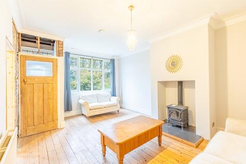 3 bedroom terraced house to rent, Pasture Street, Leeds LS7