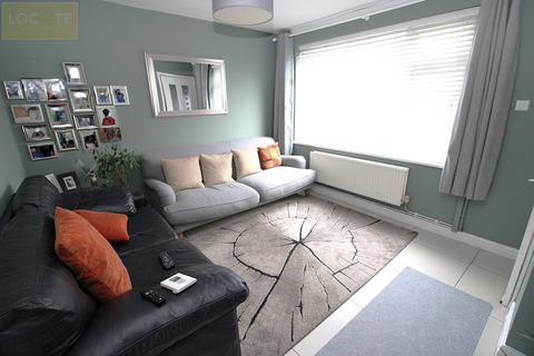 3 bedroom semi-detached house for sale, Matlock Avenue Flixton