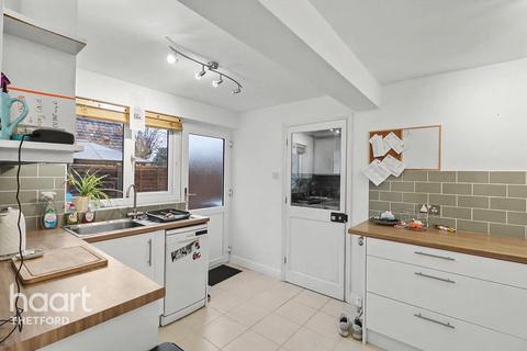 Besthorpe Road, Attleborough