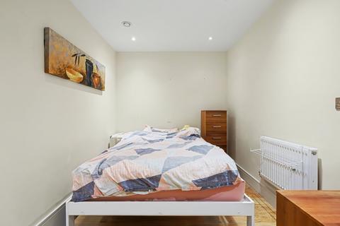 1 bedroom flat for sale, Indescon Square, London, E14