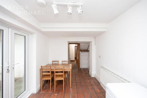 undefined, Temple Street, Brighton