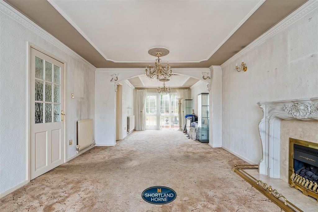 Lounge/dining room