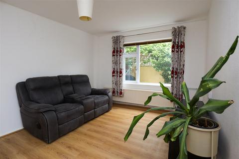 undefined, Downs Road, Hastings