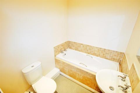 undefined, Hesketh Avenue, Kirkstal, Leeds, LS5 3EU
