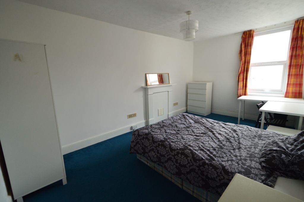 Bedroom picture.jpg