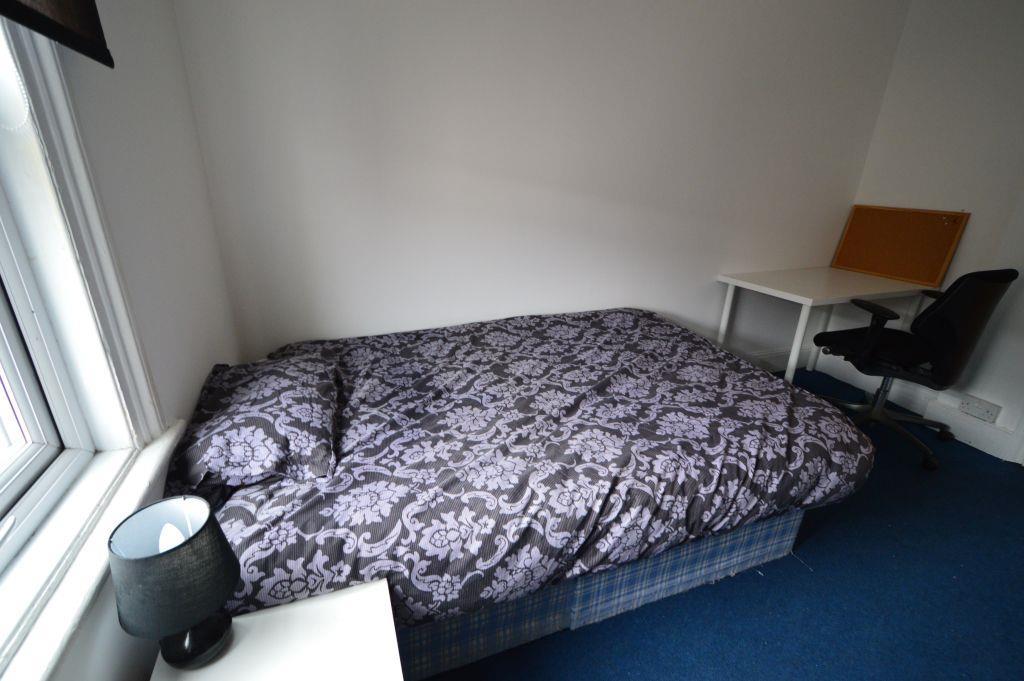 Bedroom picture.jpg