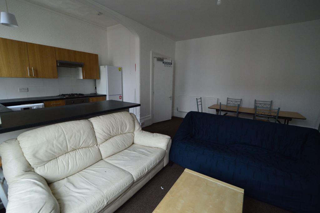 Lounge &amp; Kitchen.jpg