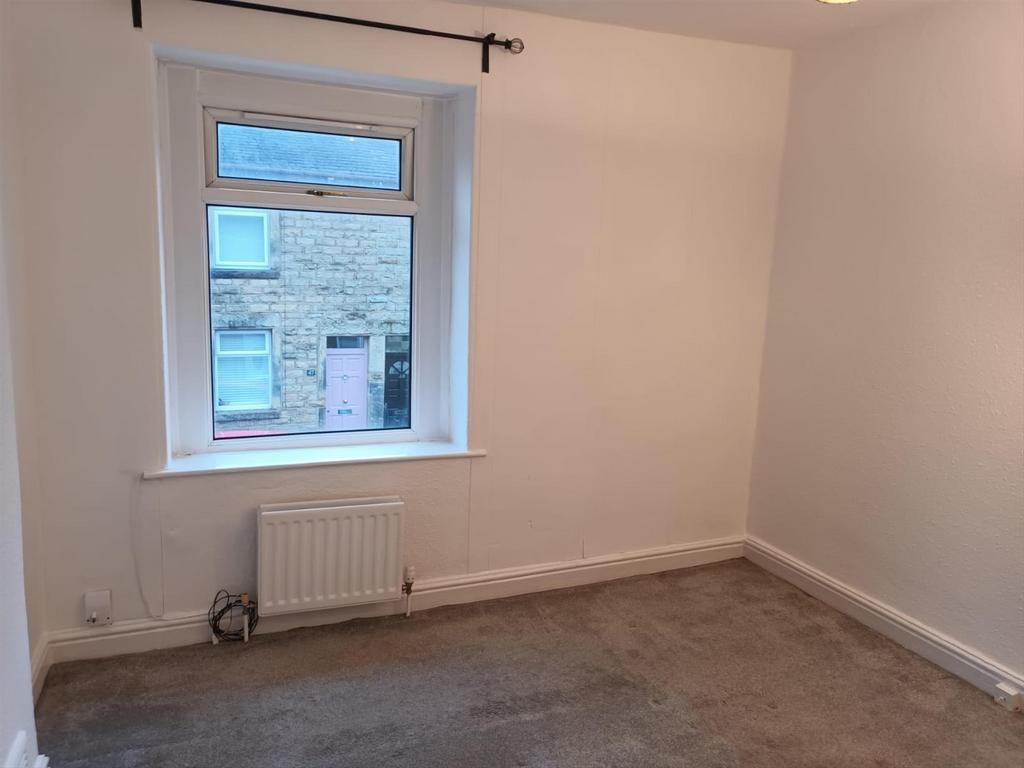 Bedroom 1a