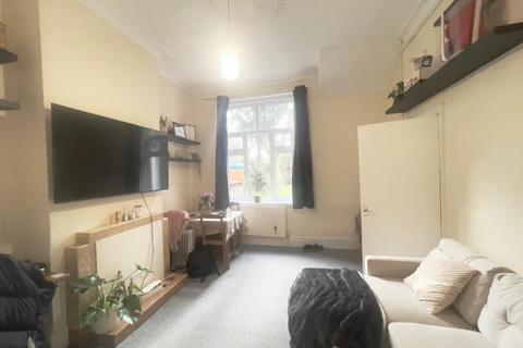 1 bedroom flat to rent, Neasden Lane North, Neasden