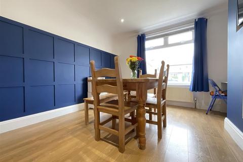 3 bedroom house for sale, Scalby Road, Scarborough, YO12