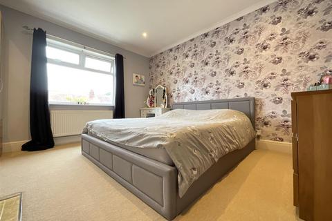 3 bedroom house for sale, Scalby Road, Scarborough, YO12