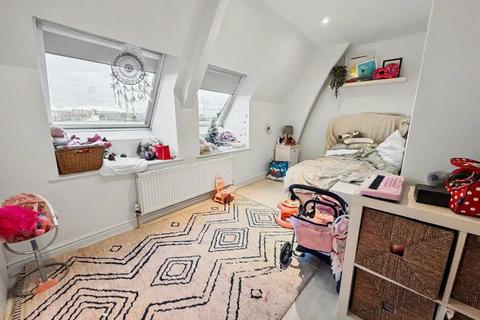 undefined, Flat 3 St. Johns Court, 8 Ship Street, Shoreham-by-Sea, West Sussex, BN43 5EB