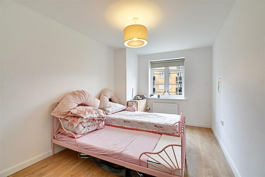 Bedroom 2 1.jpg