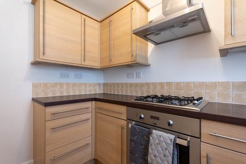2 bedroom terraced house to rent, Tundra Grove, Bingley, West Yorkshire, BD16
