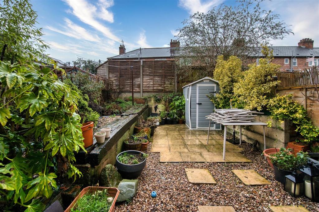 Rear Garden .jpg