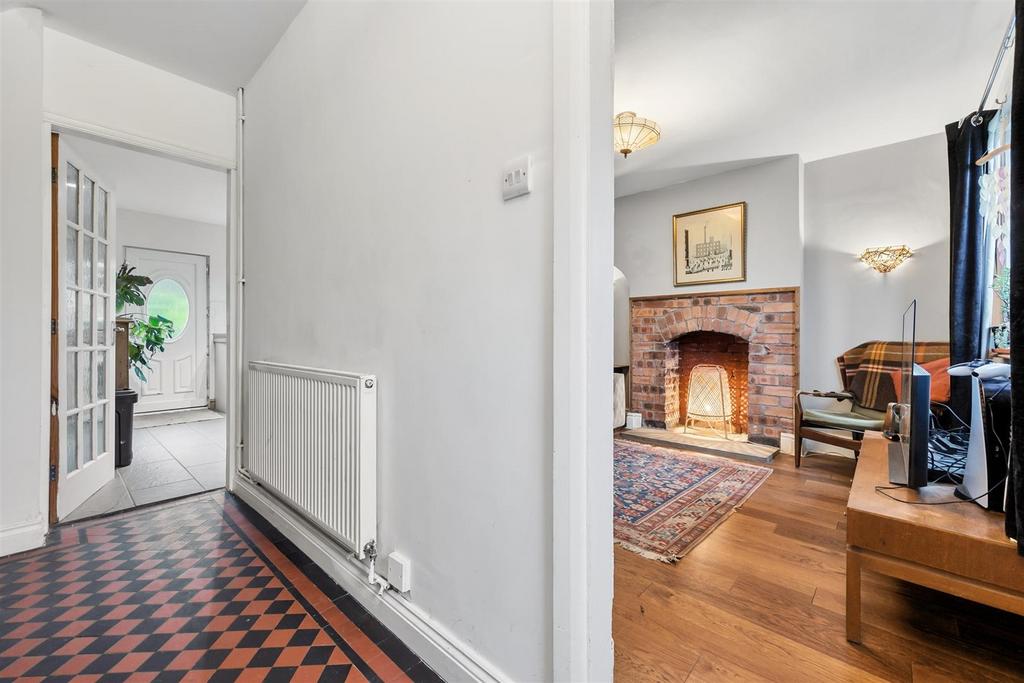 Entrance Hallway to Sitting Room and Kitchen.jpg