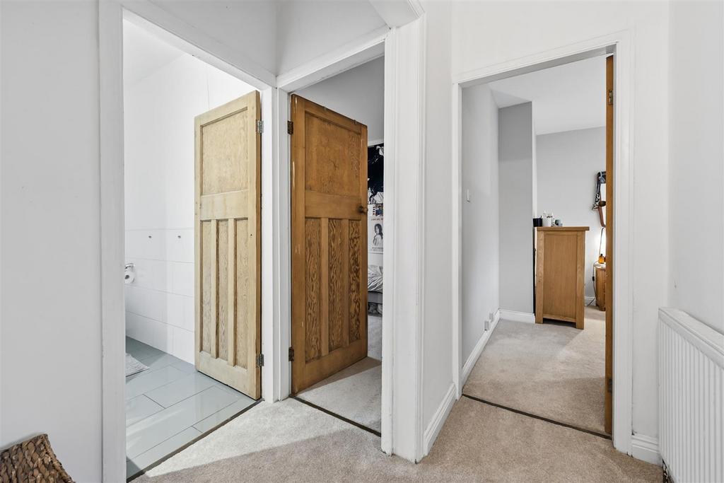 First floor landing.jpg