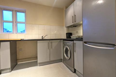 undefined, Summers House, Aylesbury HP21
