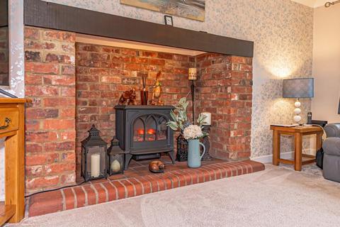 undefined, Woodside, Eaton Bray