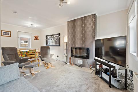 2 bedroom terraced house for sale, North End, Cambusbarron, FK7