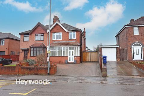 3 bedroom semi-detached house for sale, Dimsdale Parade West, Wolstanton, Newcastle-under-Lyme