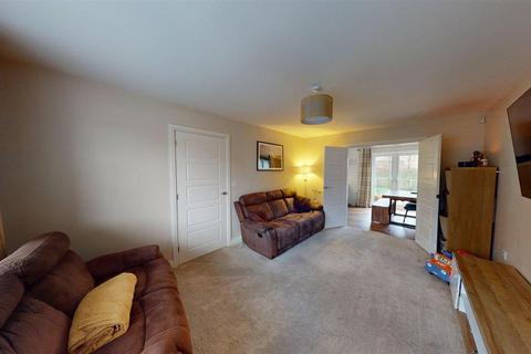 4 bedroom detached house for sale, Grasmere Avenue, Farington, Leyland