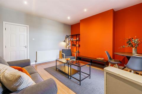 2 bedroom flat to rent, *Home Office* Heaton Grove, Heaton, NE6