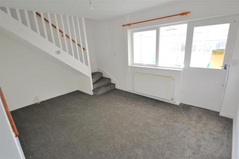 3 bedroom end of terrace house for sale, Dove Court, Hatfield