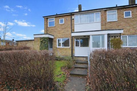 3 bedroom end of terrace house for sale, Dove Court, Hatfield
