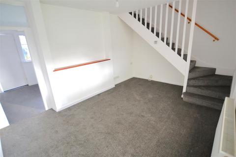 3 bedroom end of terrace house for sale, Dove Court, Hatfield