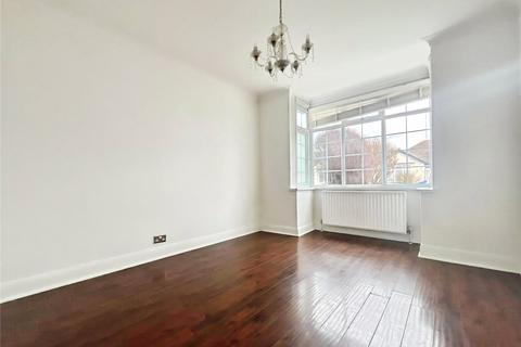 4 bedroom terraced house to rent, Carrington Avenue, Hounslow, TW3