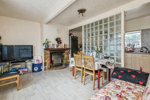 2 bedroom terraced house for sale, Parratt Row, Bradford, BD3