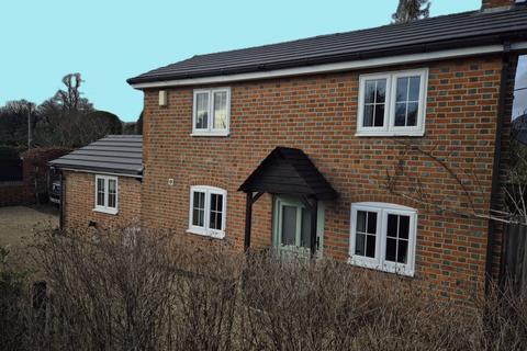 3 bedroom cottage for sale, Romsey Road, Southampton SO40