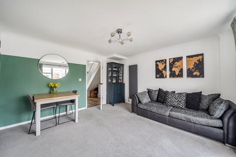 undefined, Headley Road East, Woodley, Reading