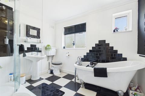 4 bedroom semi-detached house for sale, Castle Bromwich, Solihull B36