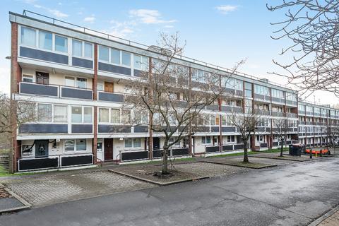 undefined, Sherfield Gardens, London SW15