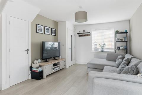 2 bedroom semi-detached house for sale, Lionheart Avenue, Bishops Tachbrook, Leamington Spa