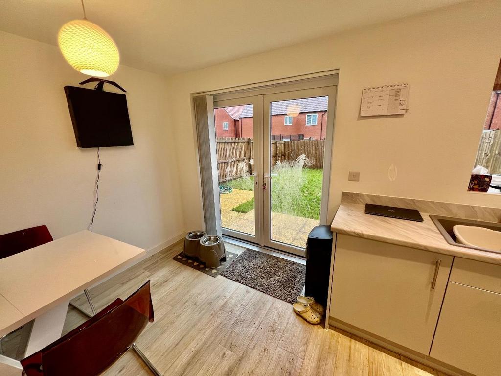 Kitchen/Dining Room