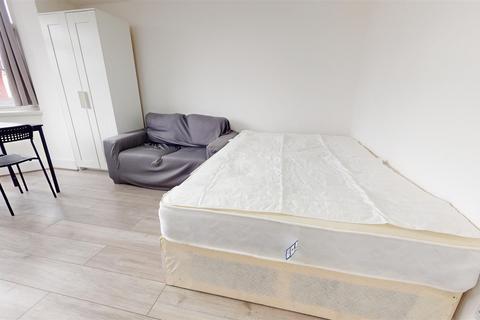 1 bedroom flat to rent, Lancaster Road, Dollis Hill NW10