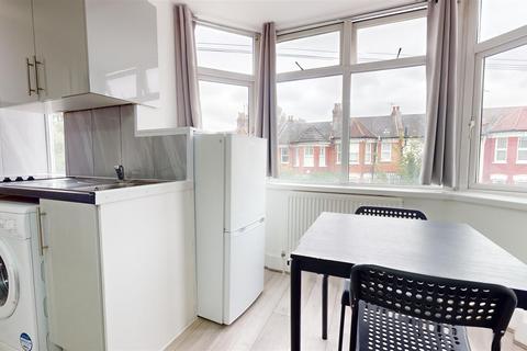 1 bedroom flat to rent, Lancaster Road, Dollis Hill NW10